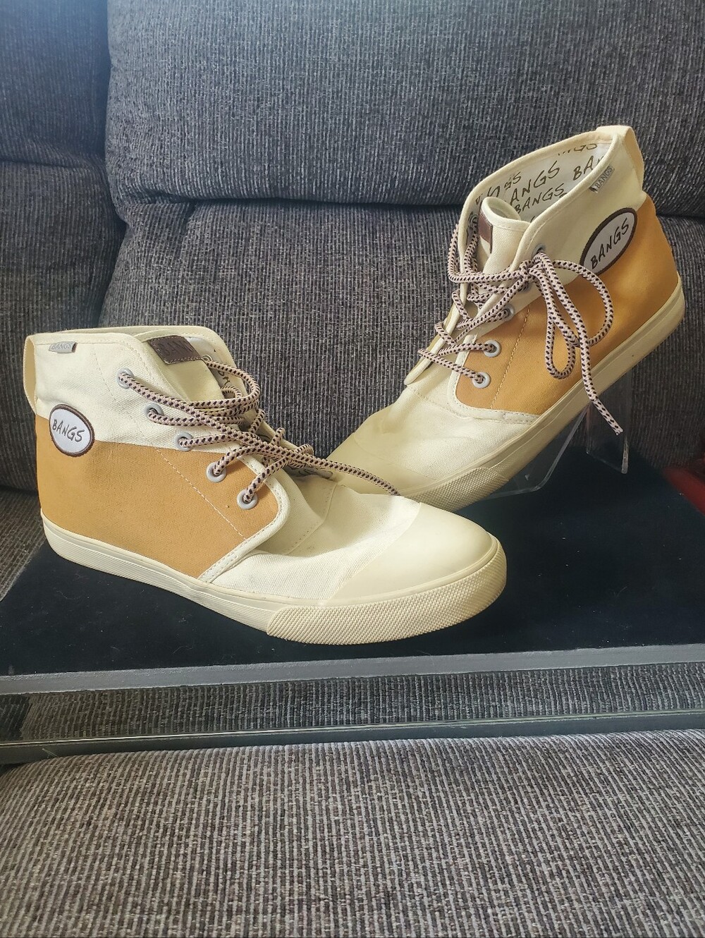 BANGS CREAM/CARAMEL CANVAS HIGH TOP SNEAKERS WOMENS SIZE 9 1/2 , MENS SIZE 8